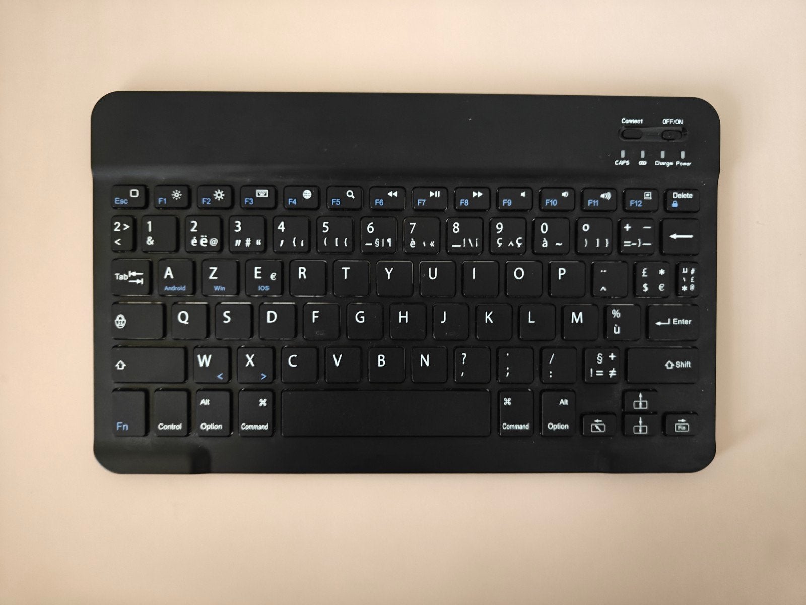Toetsenbord tablet met muis, Computers en Software, Toetsenborden, Zo goed als nieuw, Azerty, Draadloos, Oplaadbaar, Ophalen