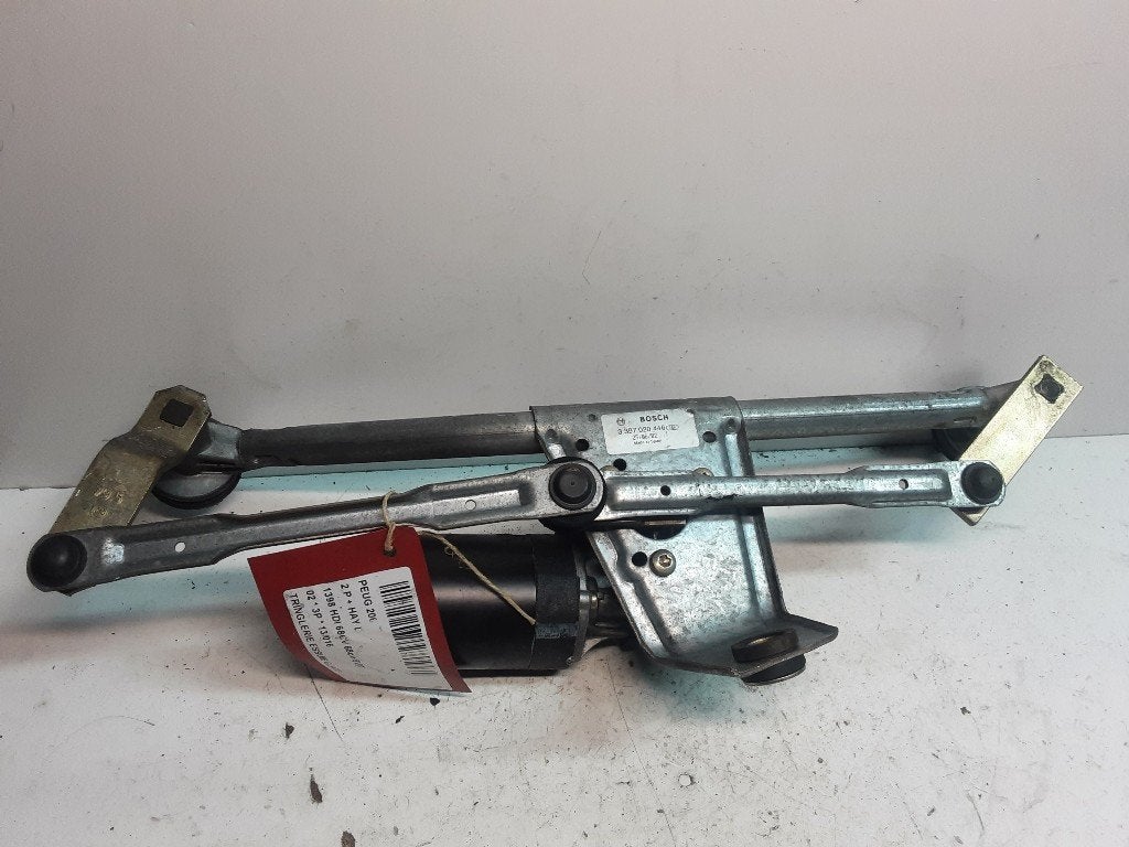 MECANISME ESSUIE-GLACE 206 (2A / C/H/J/S) (3397020446), Kontakt-peugeot@peugeot.com, Utilisé, Peugeot Deutschland GmbH, Bahnhofsplatz
65423  Rüsselsheim, DE