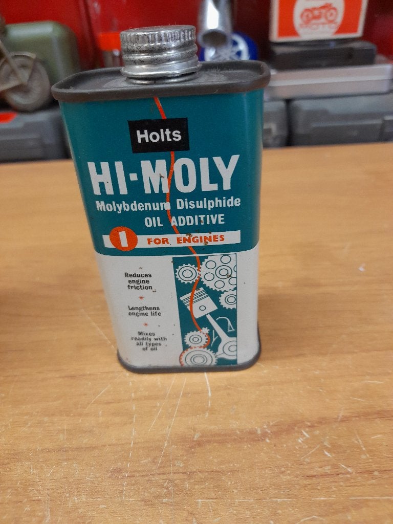 Een oud, leeg olieblikje bevat zijn molly additief., Verzenden, Gebruikt, Overige typen