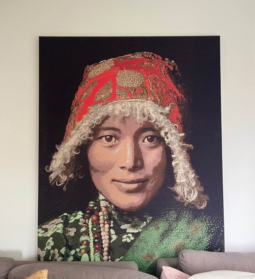 MONDiART « Tibetan Woman » Grande Tapisserie Murale, Tapisserie murale, Moderne, Comme neuf, Textile