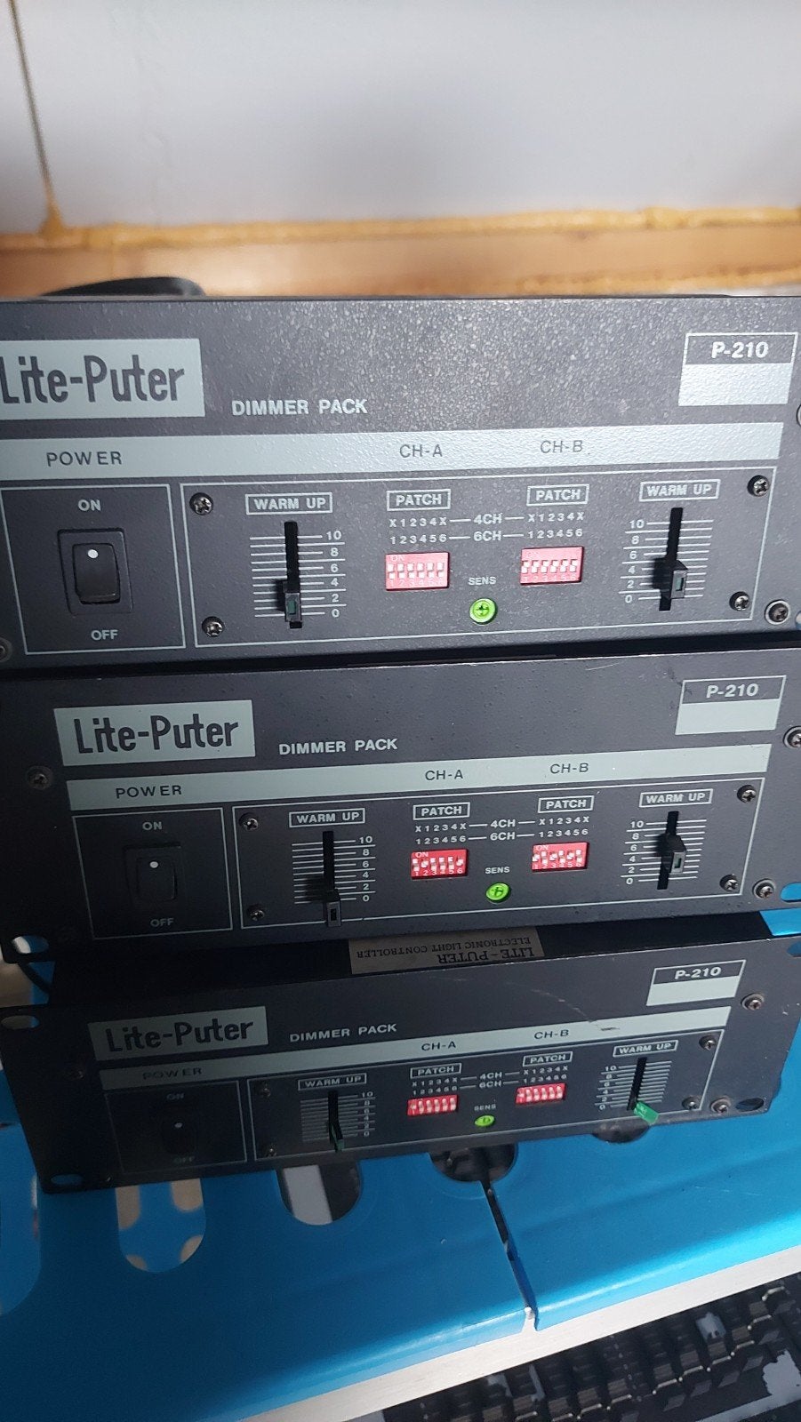 3 LITE-PUTER P-210, Informatique & Logiciels, Serveurs, Enlèvement