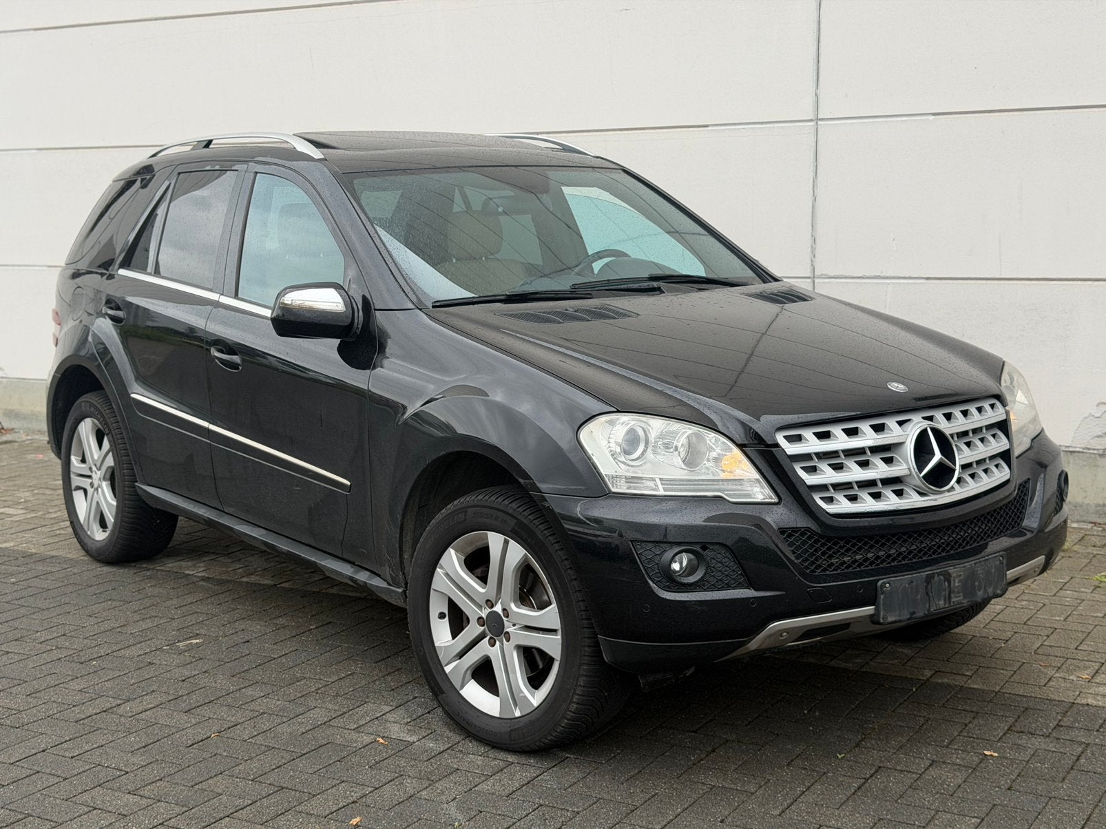 Mercedes ML320 facelift 1ste eiganaar 100% betrouwbaar, Auto's, Automaat, Beige, Zwart, Bedrijf