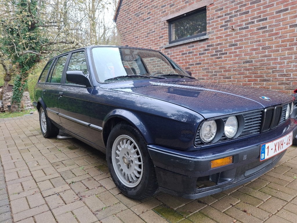 BMW E30 TOURING BREAK 318I, Auto's, Stof, Zwart, Blauw, Break