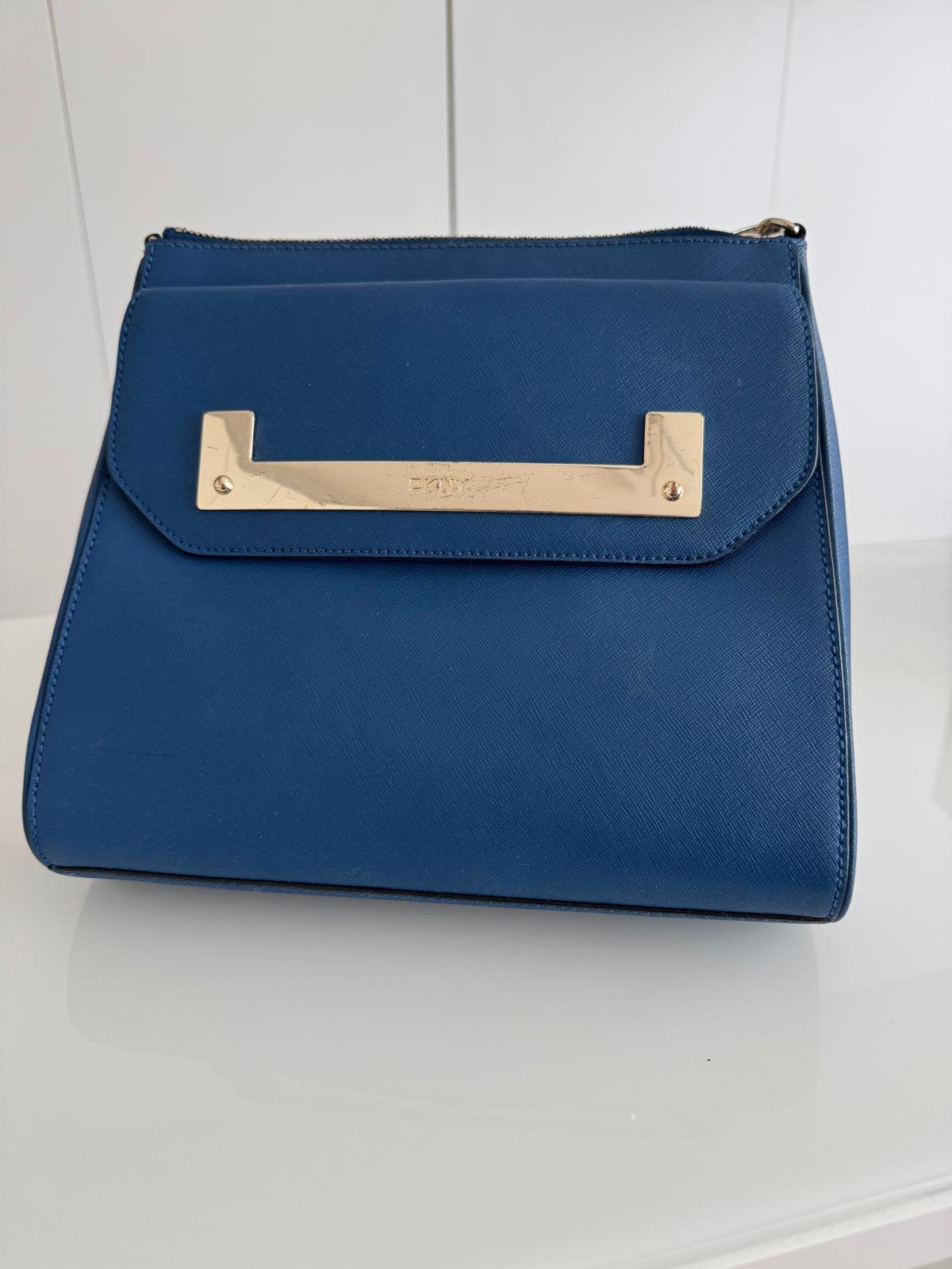 Dkny bleu, Bijoux, Sacs & Beauté, Sacs | Sacs à bandoulière, Enlèvement, Comme neuf, Bleu