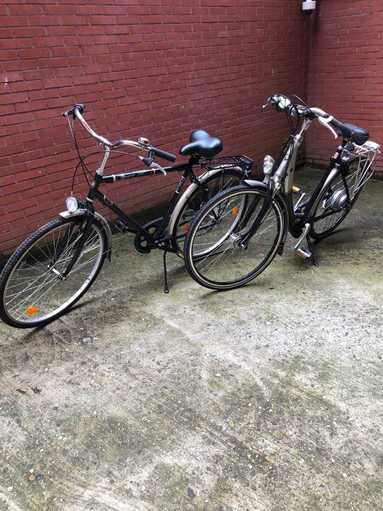 Damesfiets en herenfiets, Fietsen en Brommers, Fietsen | Dames | Damesfietsen, Ophalen