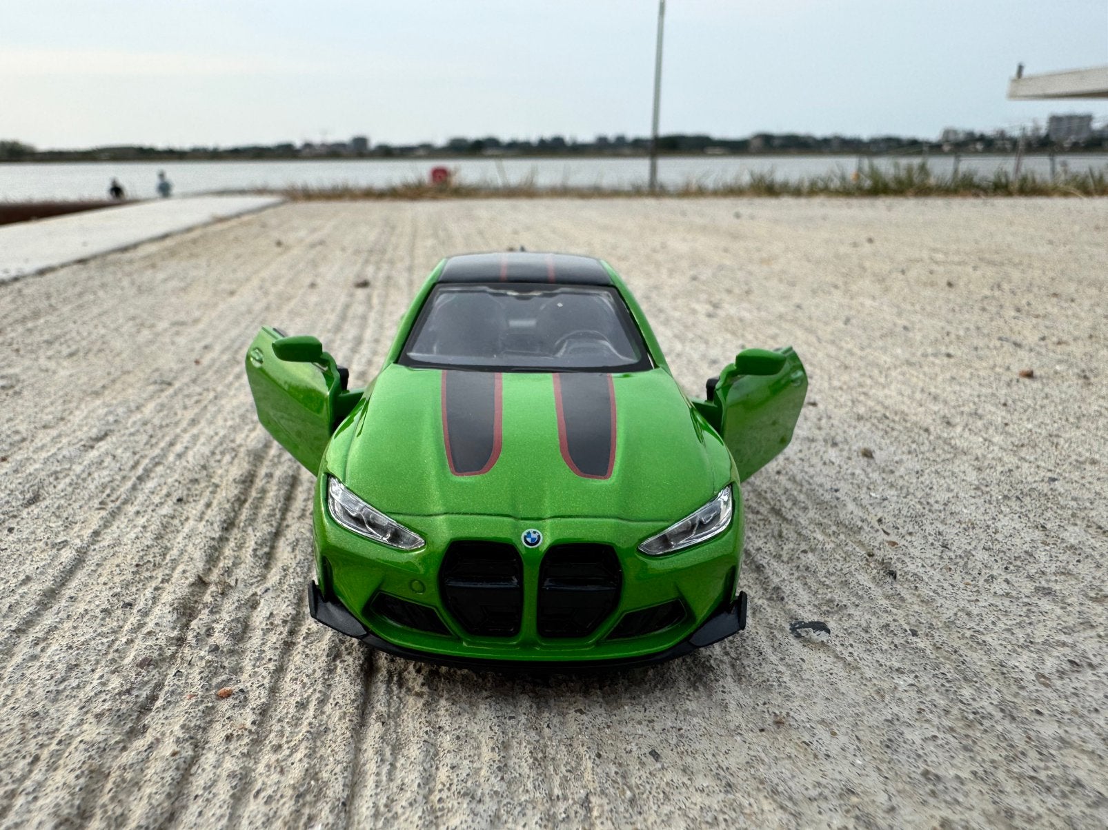 Diecast model BMW M4. 1:43  special, Enlèvement ou Envoi, Voiture