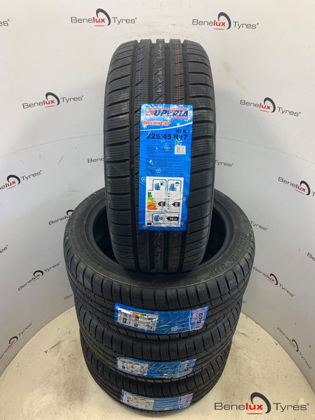 nieuw WINTER 225/45R17 225/45 R17 225/45/17 2254517 snow ZR, Auto-onderdelen, Ophalen, -, -, Nieuw