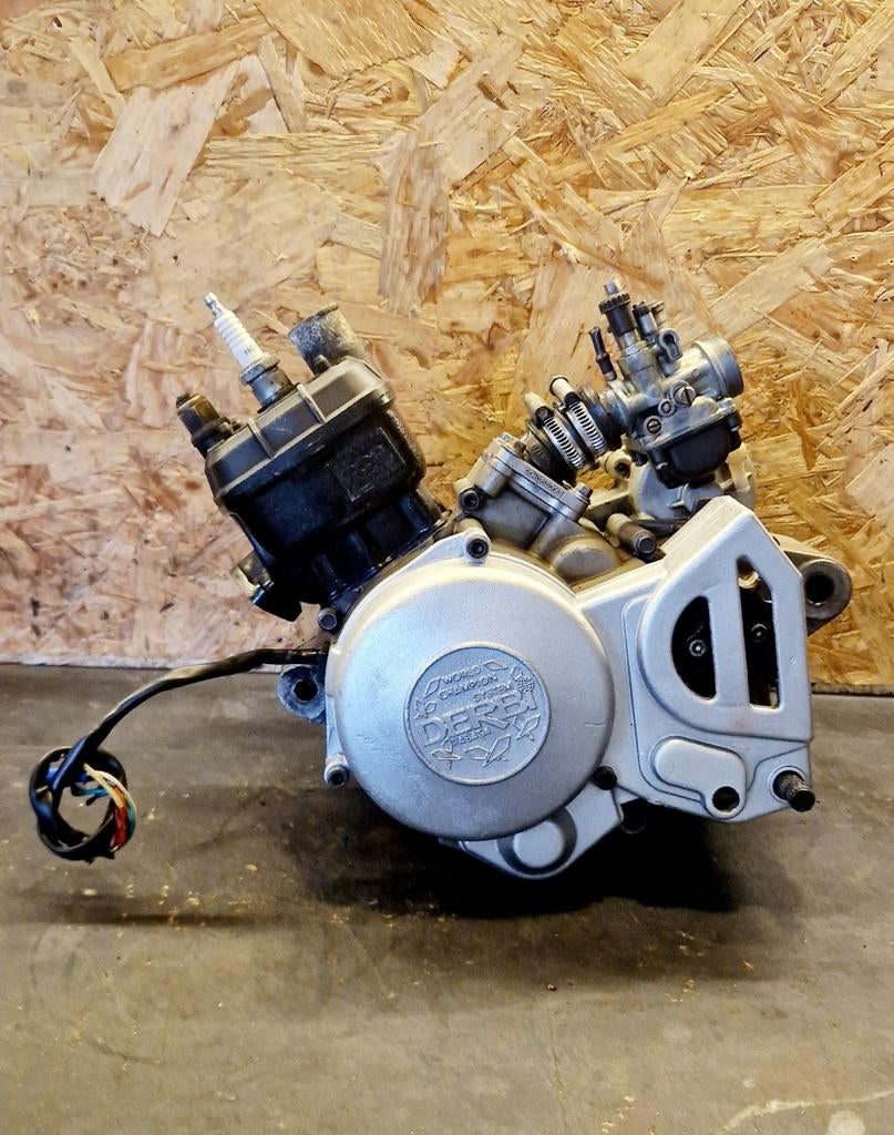 Complete motor Derbi euro2 Kit 50 Top Perf zwart ZEER GOEDE, Verzenden, Carburateur