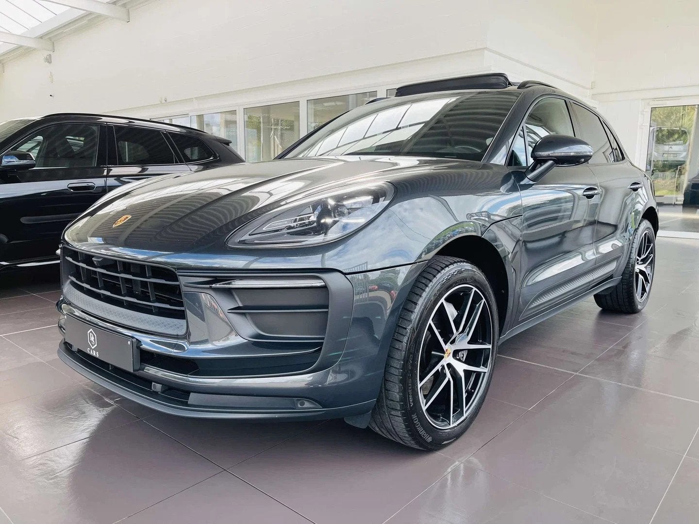 Porsche Macan 2.0 Turbo PDK * GARANTIE + TOIT PANO + LED + G, Auto's, Automaat, https://public.car-pass.be/vhr/e3ce48e4-8f6b-4fcd-9f9b-0d7d4702f116