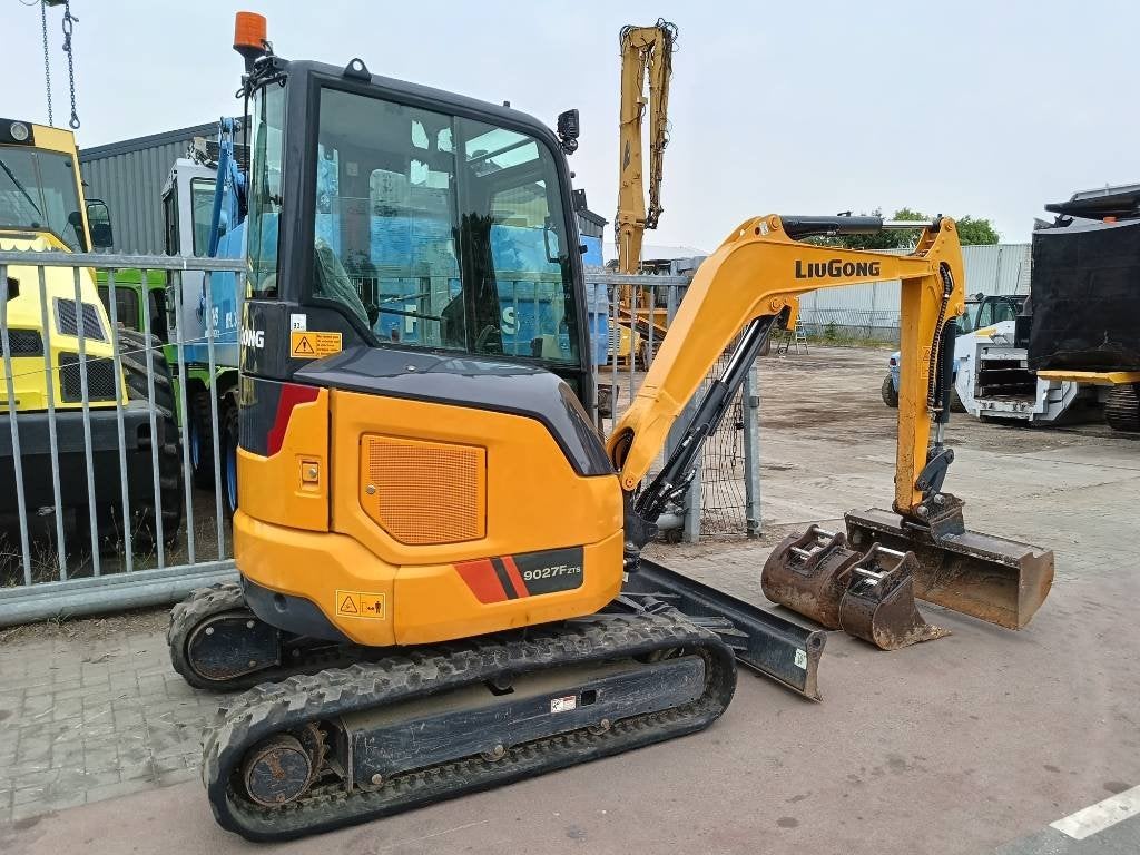 LIUGONG 9027 FZTS 2,7 ton rups graafmachine mini excavator, Articles professionnels, Excavatrice