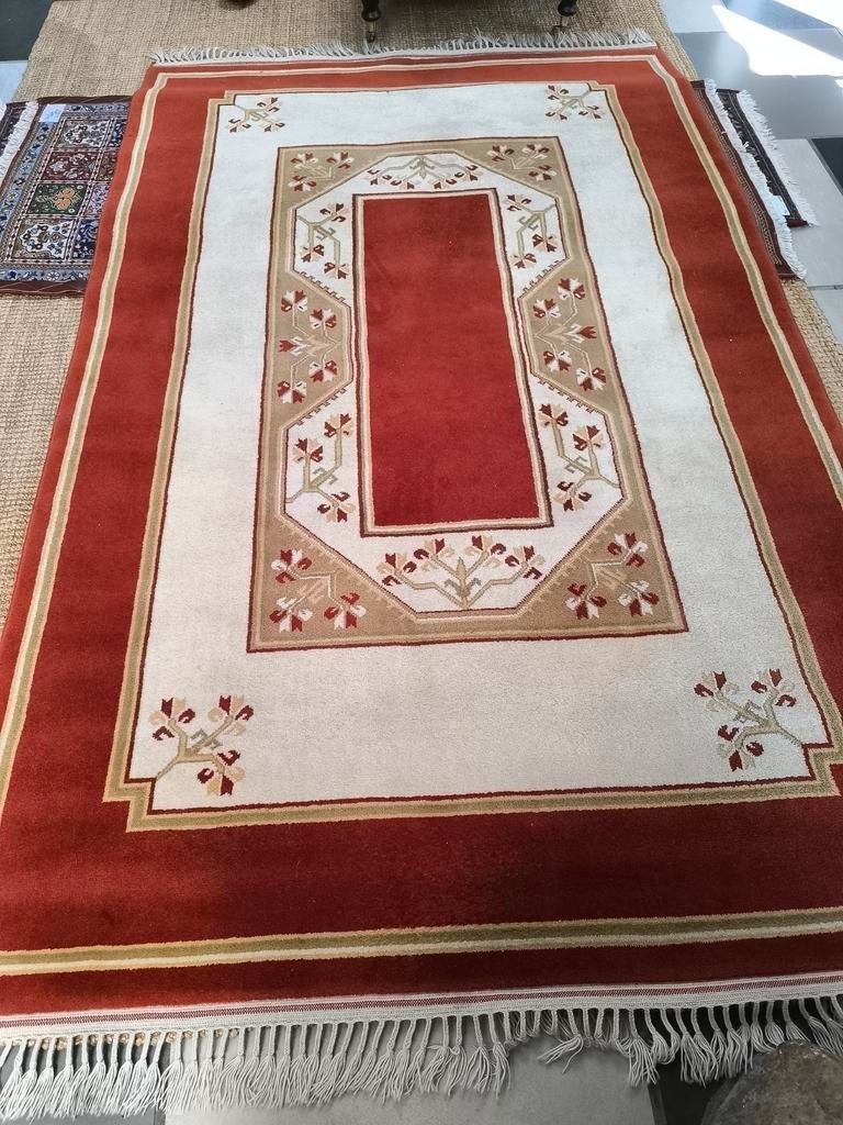Handgeknoopt Turks tapijt, Ophalen
