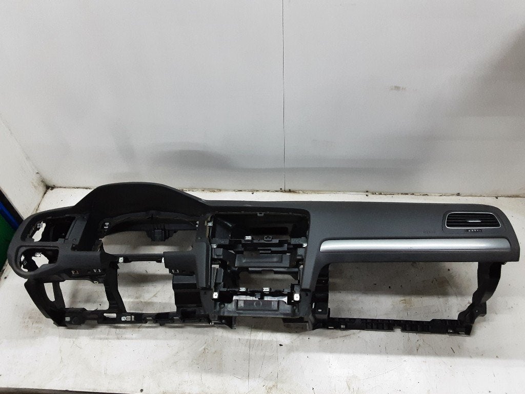 DASHBOARD Volkswagen Golf VII Variant (AUVV), Gebruikt, Volkswagen
