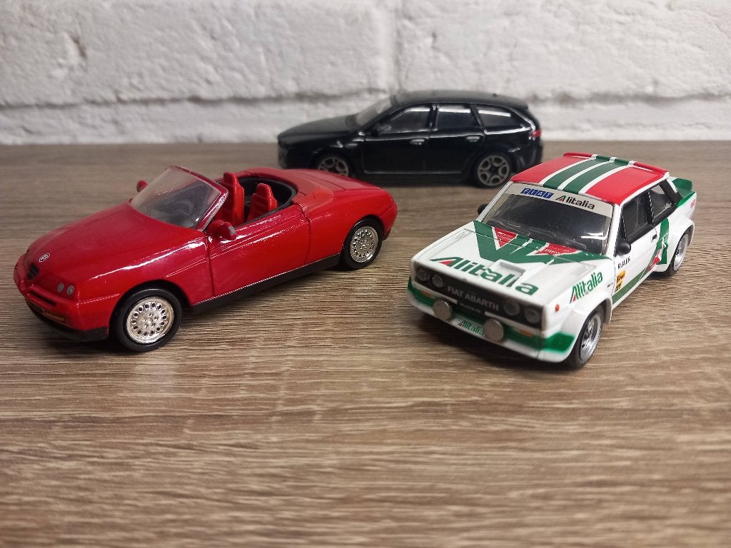 Alfa Romeo Spider & 159 + Fiat 131 Abarth , schaal 1:43, Ophalen, Zo goed als nieuw, Auto