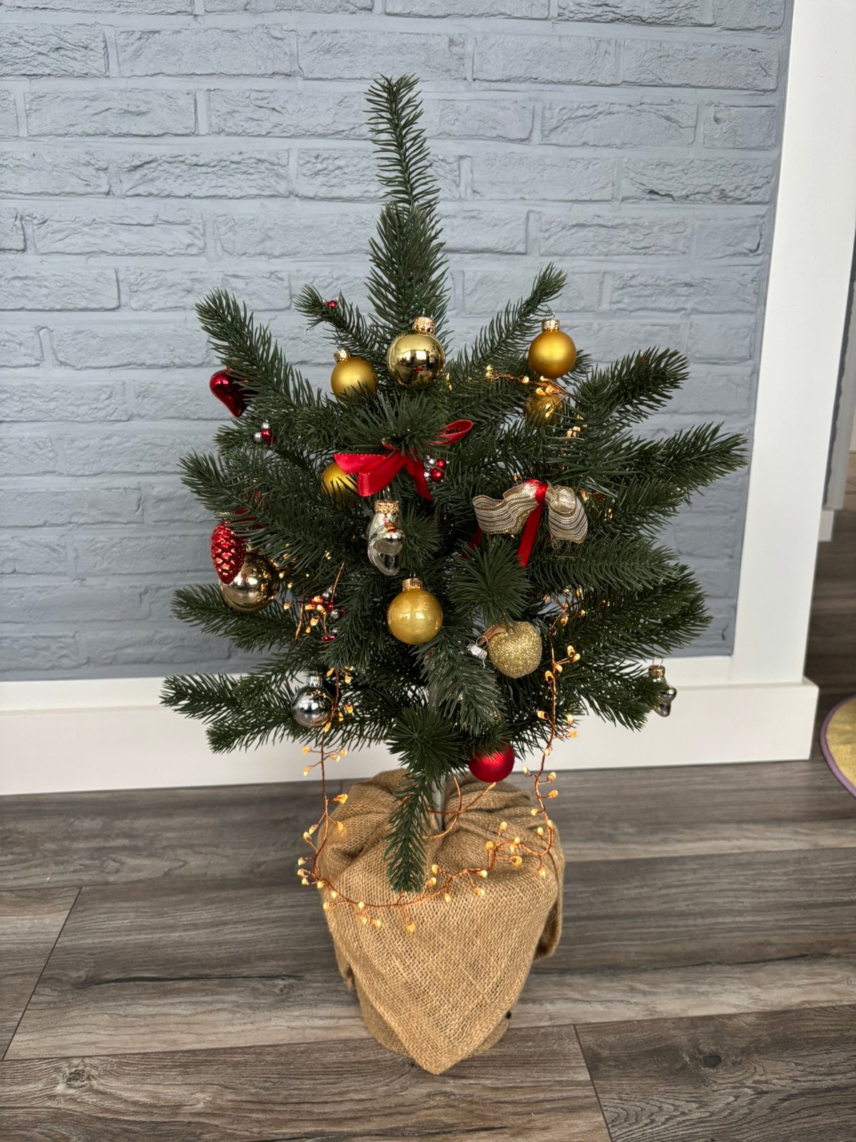 Kerstboompje met deco, Ophalen, Zo goed als nieuw