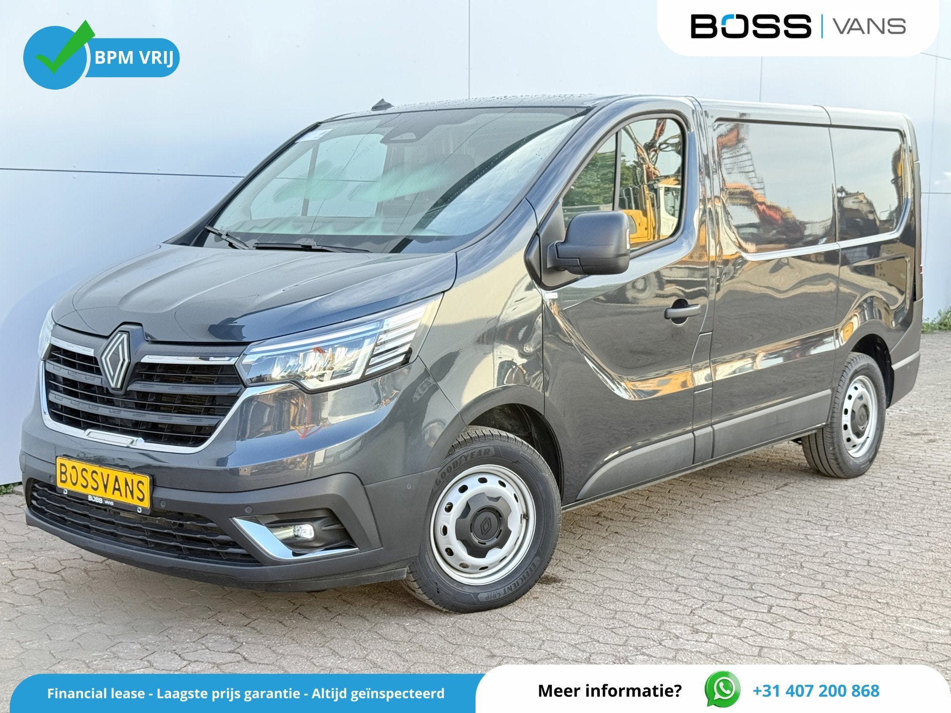Renault Trafic 2.0 dCi 170pk 2.0 dCi 170pk Automaat L1H1 Cru, Auto's, Bestelwagens en Lichte vracht, Stof, Gebruikt, Zwart, 4 cilinders