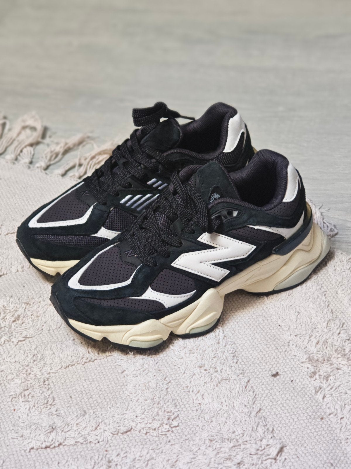 New Balance 9060 sneakers - Meerdere paar, Sport en Fitness, Loopsport en Atletiek, Ophalen of Verzenden