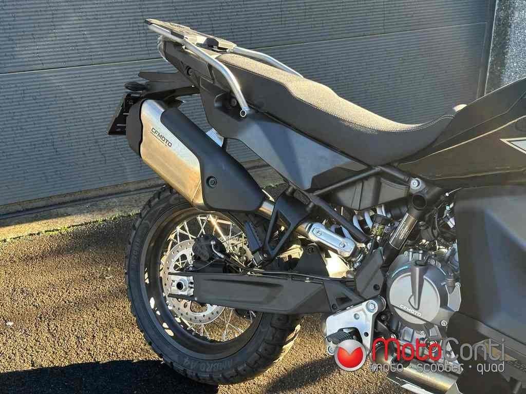 CF Moto MT-X 800, Motos, Plus de 35 kW, 800 cm³, 2 cylindres