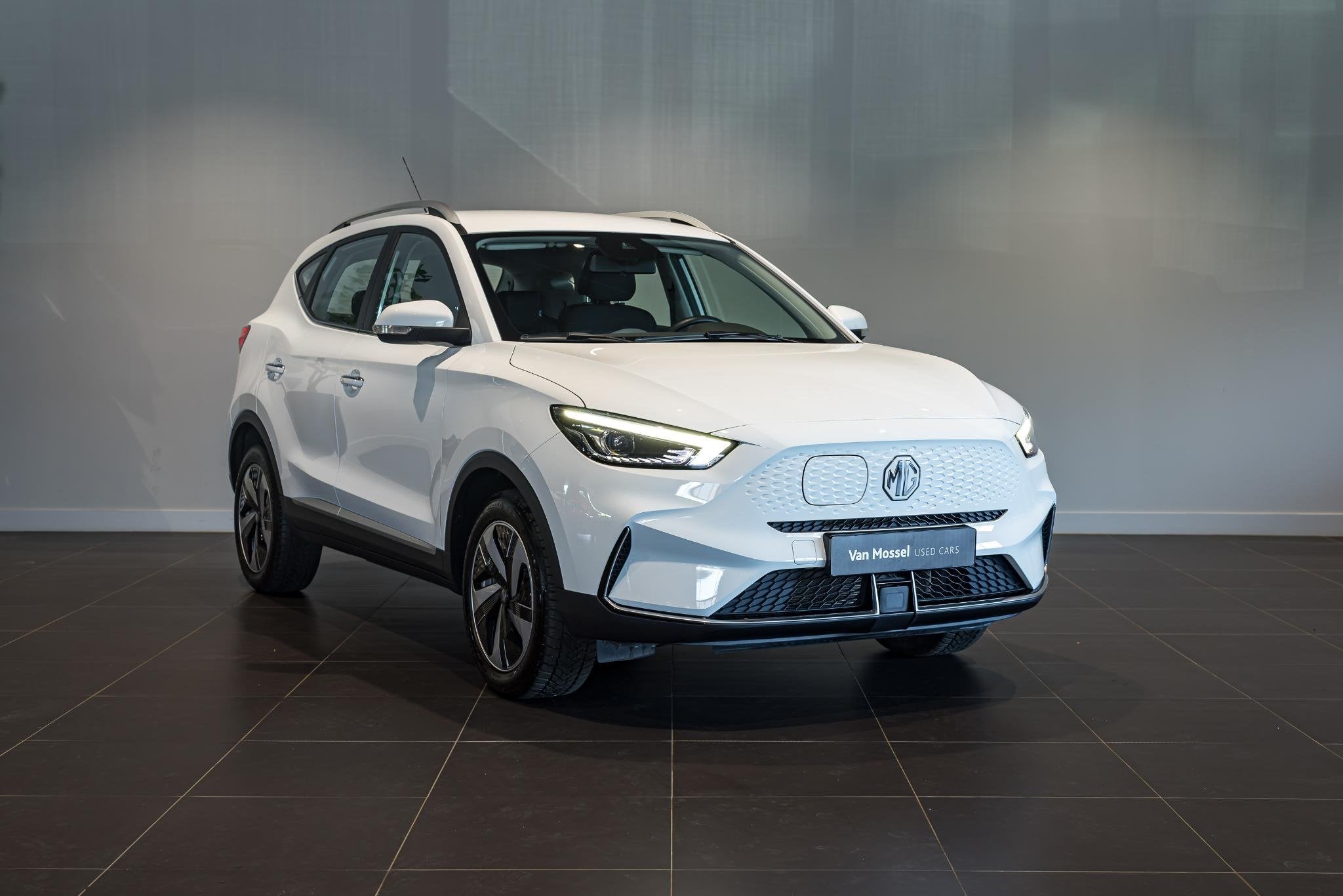 MG ZS Standard Range 51 kWh Comfort | Camera | PDC A | Carpl, Auto's, MG, Stof, Euro 6, ZS, Wit