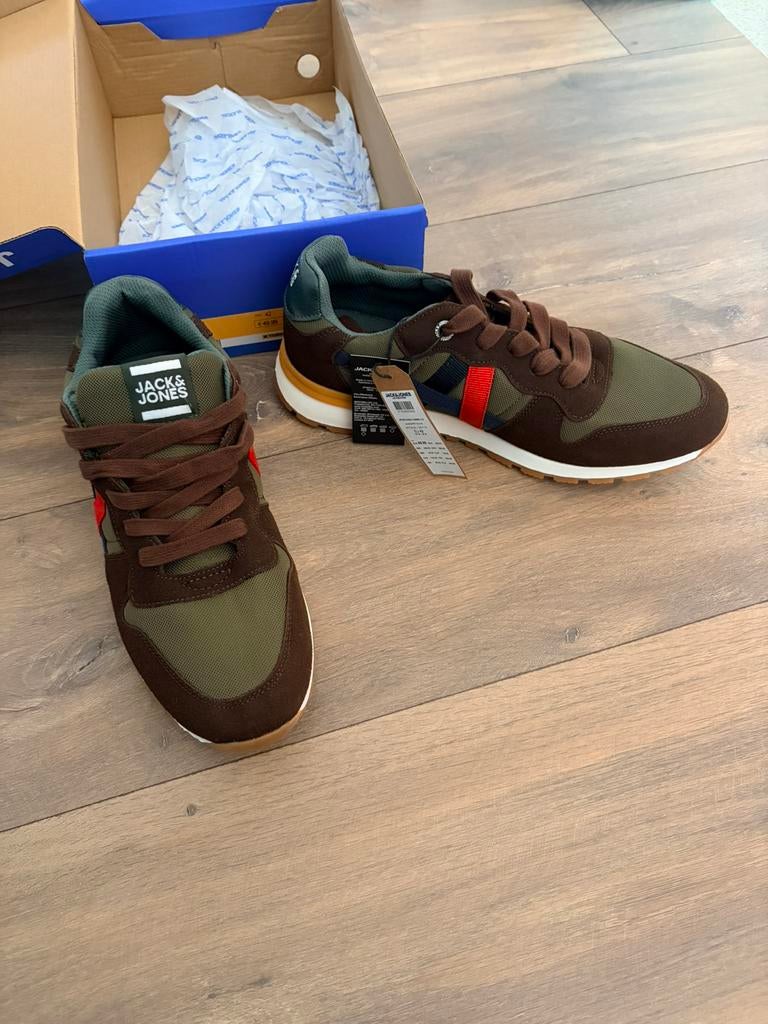 Jack and jones sneaker maat 42 nieuw!, Neuf, Brun, Enlèvement, Baskets