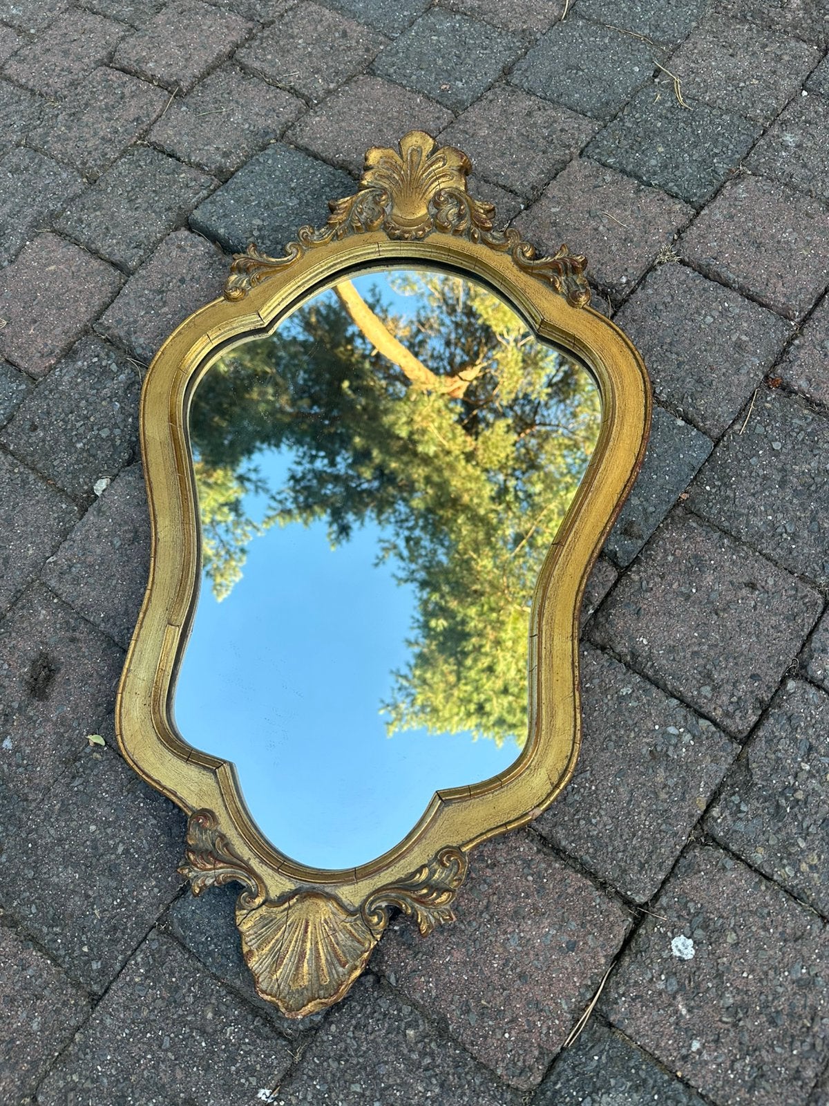 Rococo Louis XV stijl wandspiegel – goudkleurig – 78  47 cm, Antiek en Kunst, Ophalen, Ovaal, Minder dan 50 cm, Minder dan 100 cm