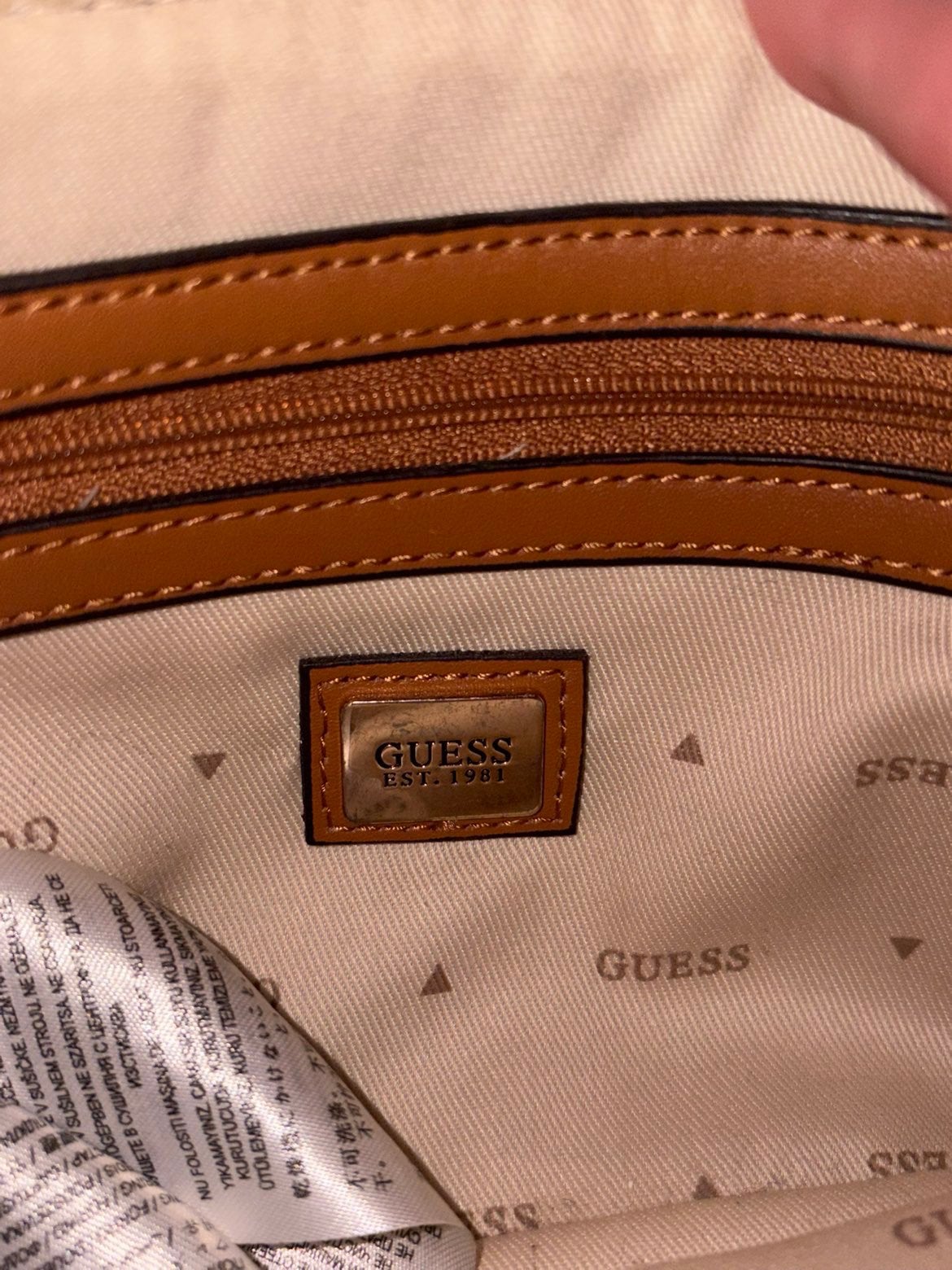 Sac guess, Enlèvement ou Envoi, Comme neuf