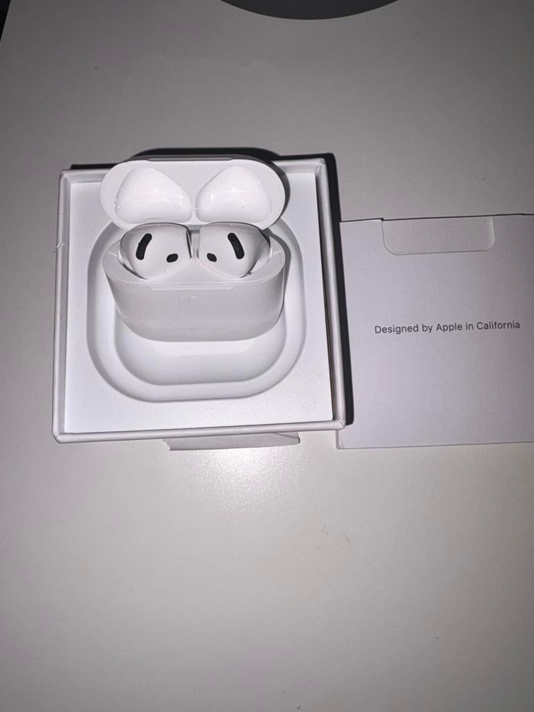 Apple AirPods 4 (ANC), Enlèvement, Comme neuf
