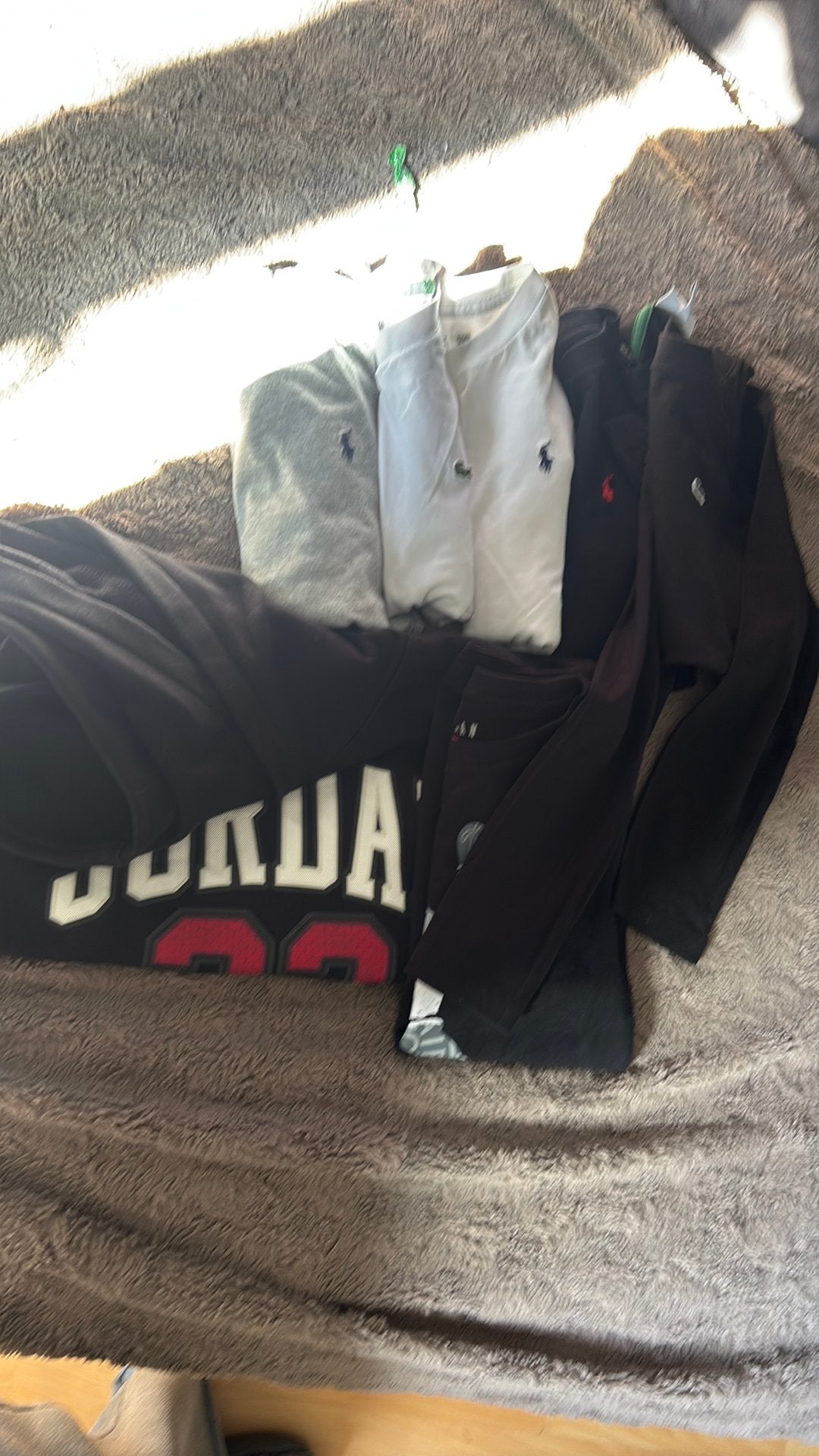 Lacoste , ralph lauren, Jordan, Enfants & Bébés, Enlèvement, Comme neuf