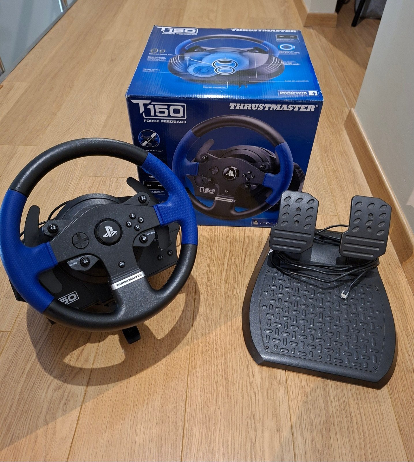Thrustmaster T 150 Force Feedback, Inclusief originele doos, Ophalen, Nieuw, Stuur of Pedalen, PlayStation 3