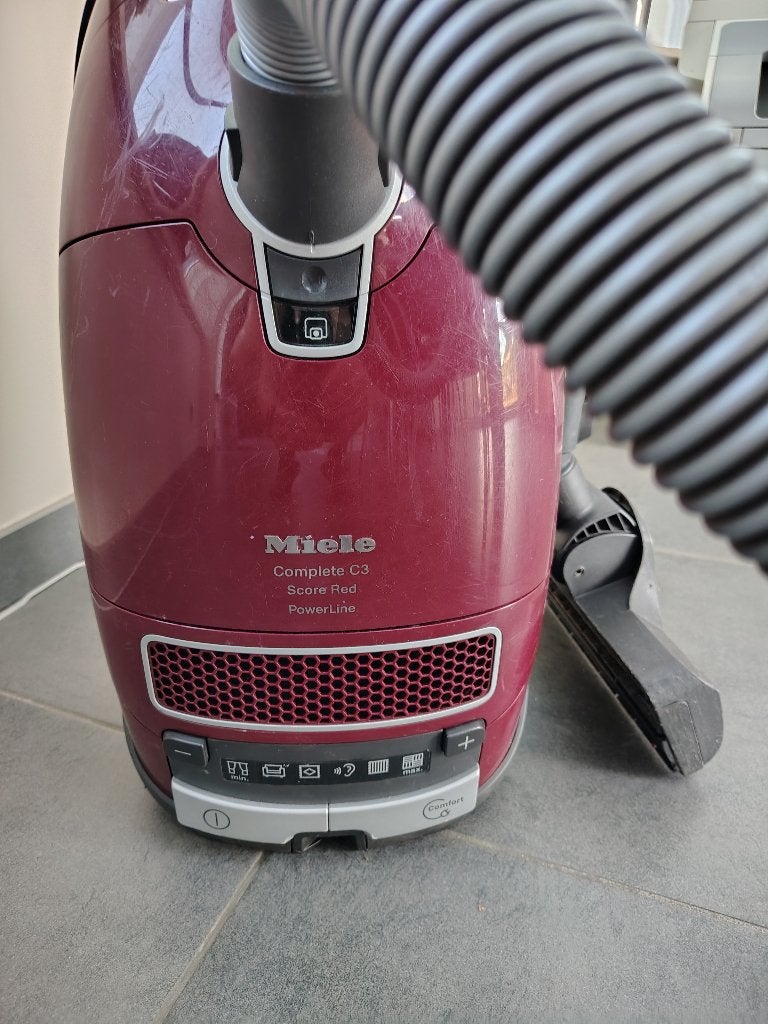 Stofzuiger Miele C3, Elektronische apparatuur, Stofzak, Gebruikt, Ophalen of Verzenden, Miele