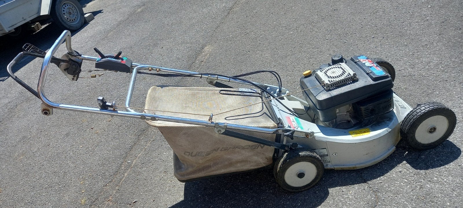 ISEKI SW621 PRO CARDAN ZELFTREKKER BENZINE GRASMAAIER, Enlèvement