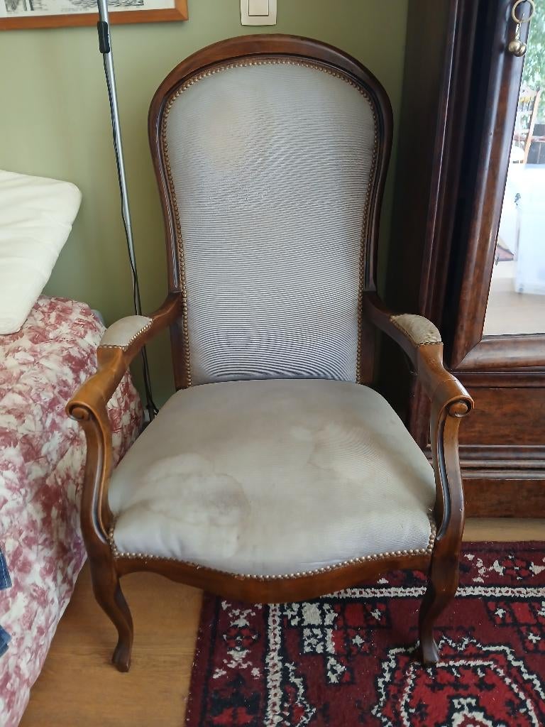 Fauteuil Voltaire à rafraichir, Enlèvement