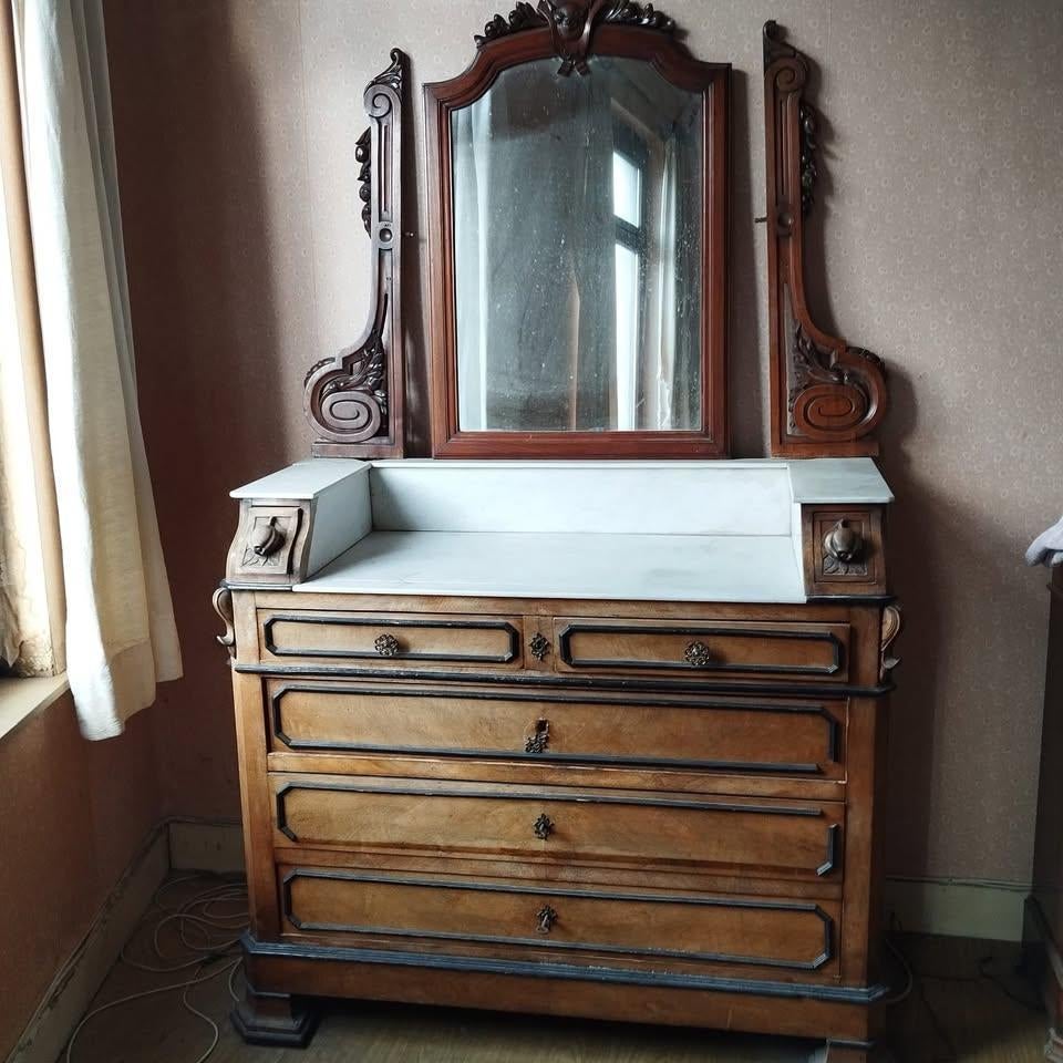 Commode ancienne coiffeuse, miroir, marbre blanc et bois, Antiquités & Art, Enlèvement
