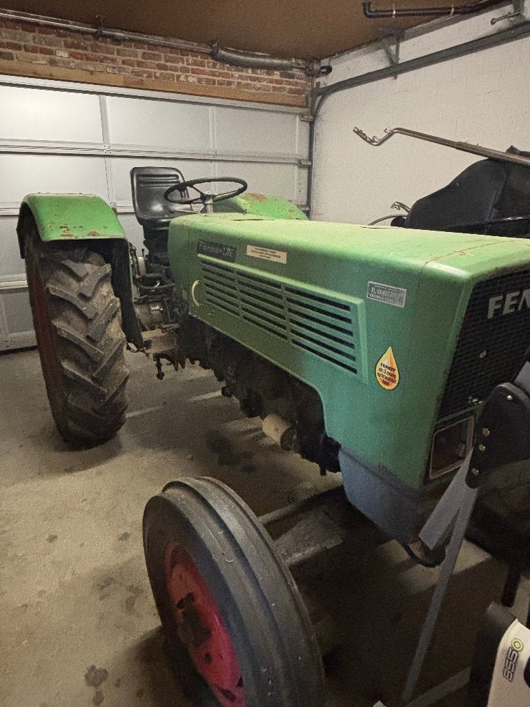 Tractor Fendt Farmer 2d 1974 nieuwe banden, Zakelijke goederen, Ophalen, Fendt