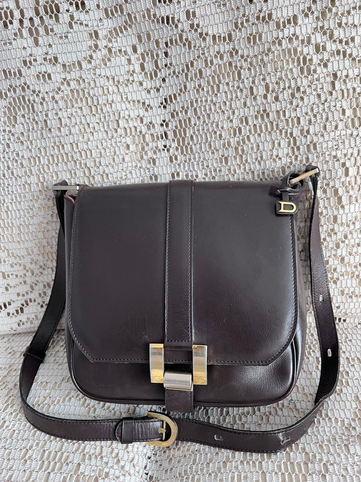 DELVAUX bruine leren schoudertas, Ophalen of Verzenden, Zo goed als nieuw, Leer