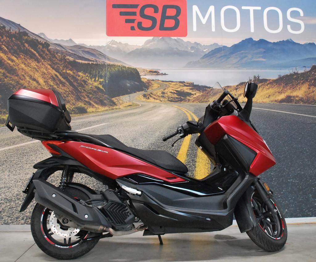 Honda FORZA 125 (bj 2023), Motoren, Bedrijf, 125 cc, Overig, 11 kW of minder