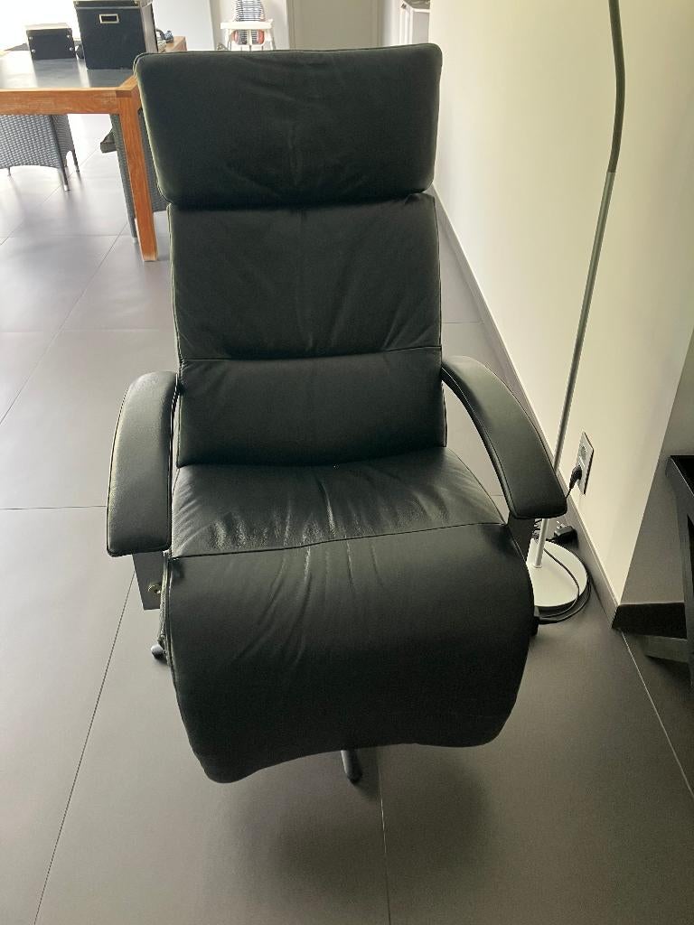 zwarte eleltrische relaxzetel, Ophalen, Gebruikt, Leer, Modern