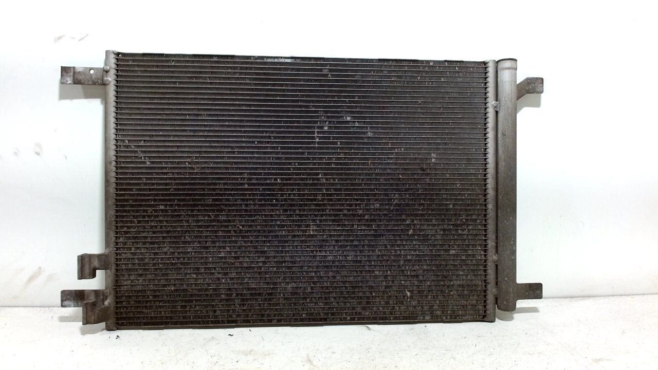 Airco radiateur Volkswagen Golf, Onderdelen@venauto.nl, Van der Ven Autorecycling B.V., Ettenseweg 76, 4706 PB Roosendaal, The Netherlands