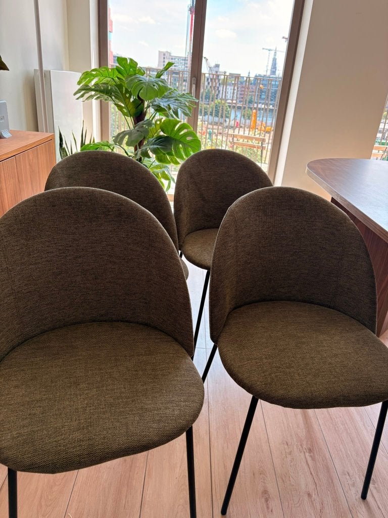 4 chaises de salle à manger, Maison & Meubles, Chaises, Tissus, Autres couleurs, Comme neuf, Enlèvement