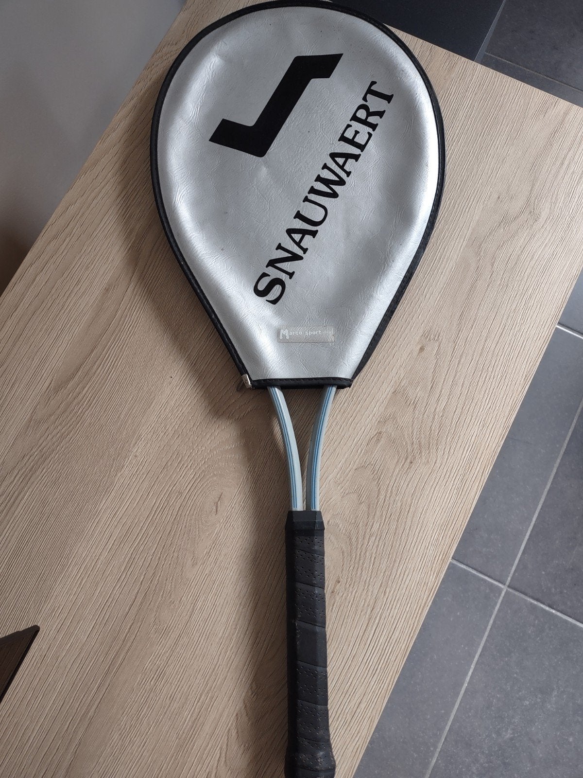 tennisraket met hoes - Snauwaert, Sport en Fitness, Overige Sport en Fitness, Ophalen, Gebruikt