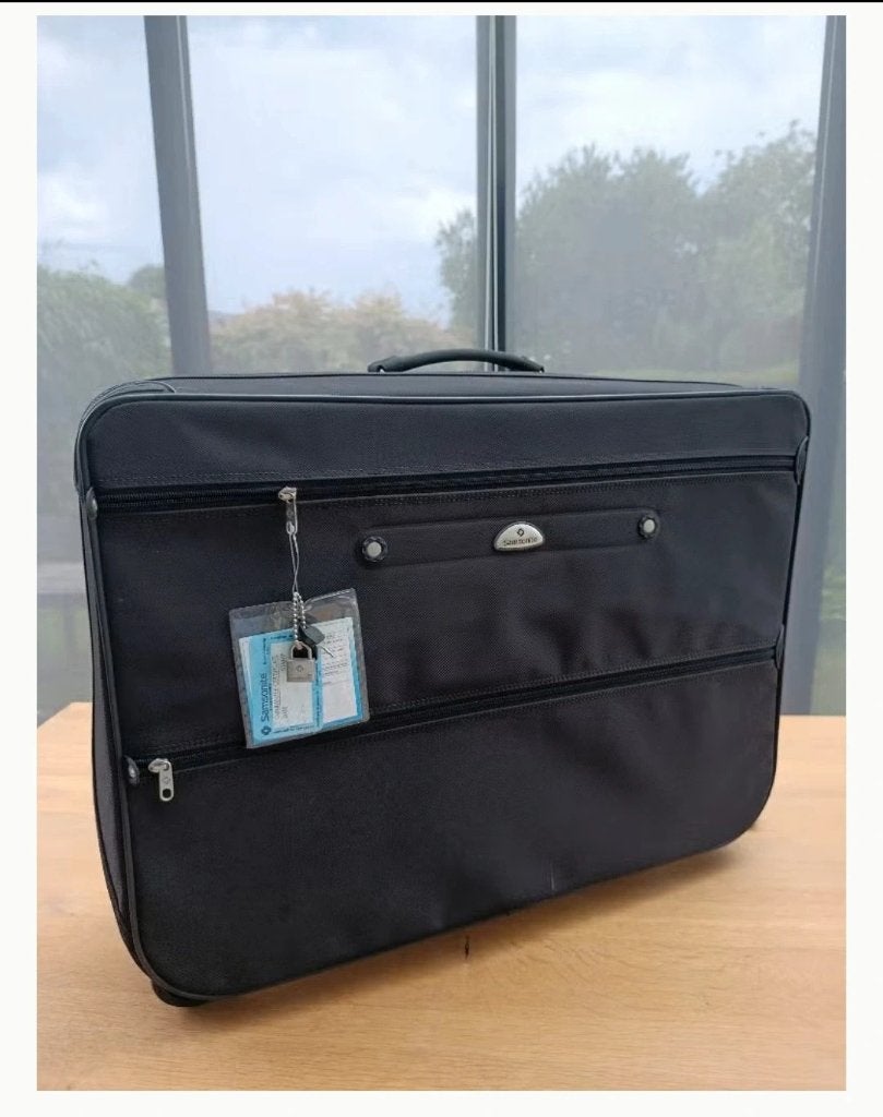 Koffer Samsonite, Slot, 45 tot 55 cm, Nieuw, Zacht kunststof