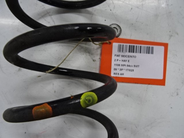 RESSORT DE SUSPENSION ARRIERE Fiat Seicento (187), Mevr. I. Hauben, Utilisé, Fiat, Rue de l'Espoir 34 34
4030  GRIVEGNÉE, BE