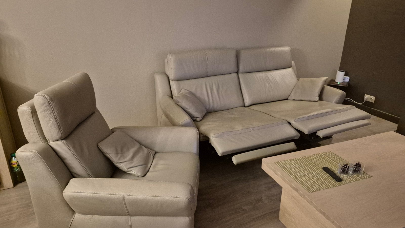 een prachtig leder Salon, Ophalen, Zo goed als nieuw