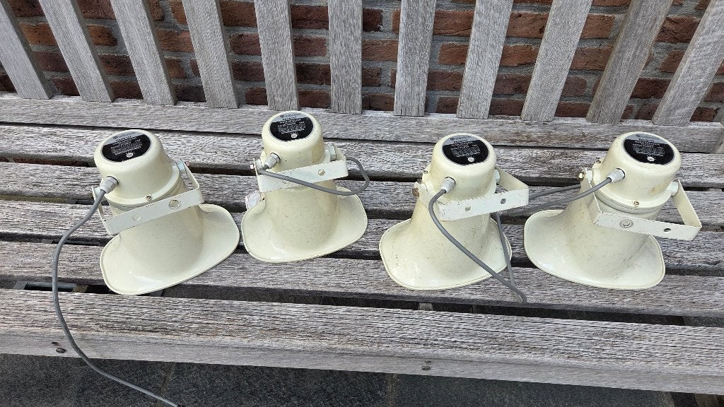 Luidspreker (horn speaker), Audio, Tv en Foto, Luidsprekerboxen, Ophalen, Gebruikt, Overige typen, Inclusief muurbeugels