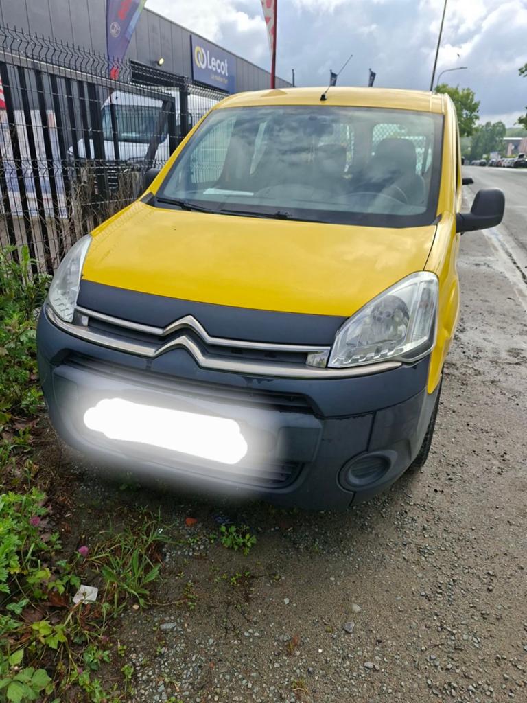 Citroen berlingo 3 places utilitaire, Autos, Euro 5, Boîte manuelle, Autre carrosserie, 5 portes