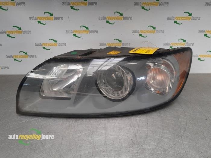 Phare gauche d'un Volvo V50, Autos : Pièces & Accessoires, Éclairage, Volvo, Utilisé, 3 mois de garantie