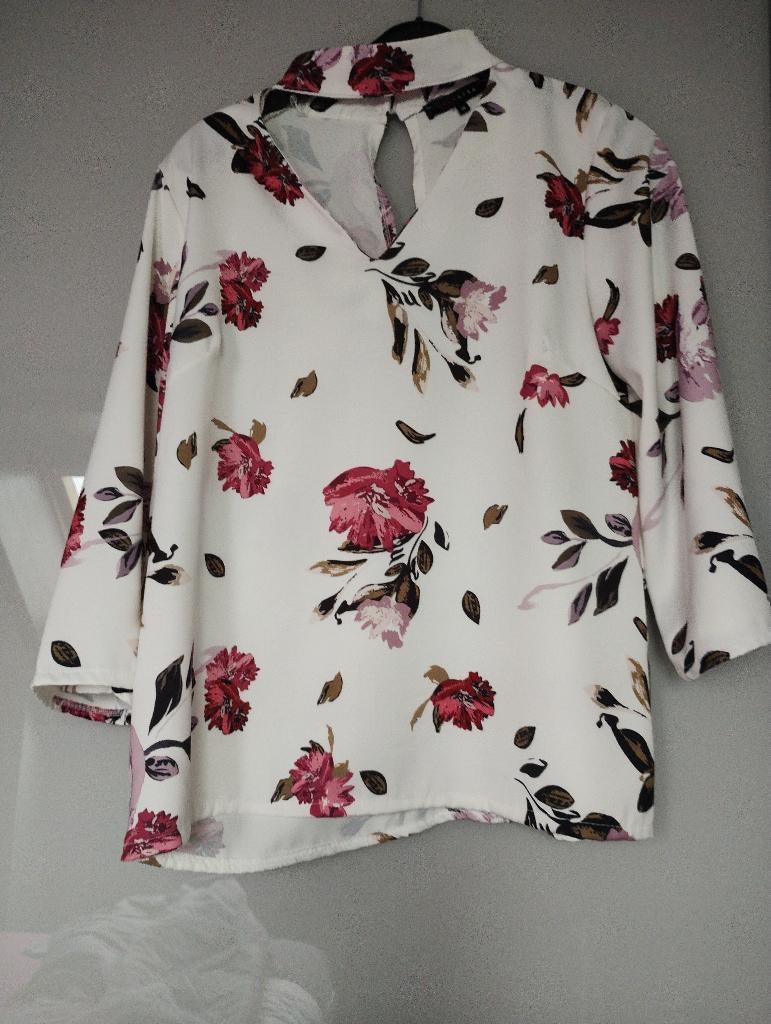gebloemde blouse, Lola & Liza, Ophalen, Nieuw, Maat 38/40 (M)