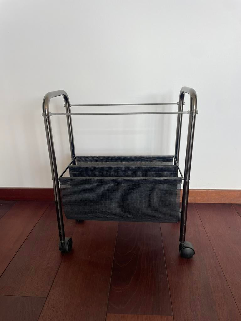 Vintage krantenrekje, Huis en Inrichting, Woonaccessoires | Krantenbakken en Lectuurbakken, Ophalen, Zo goed als nieuw