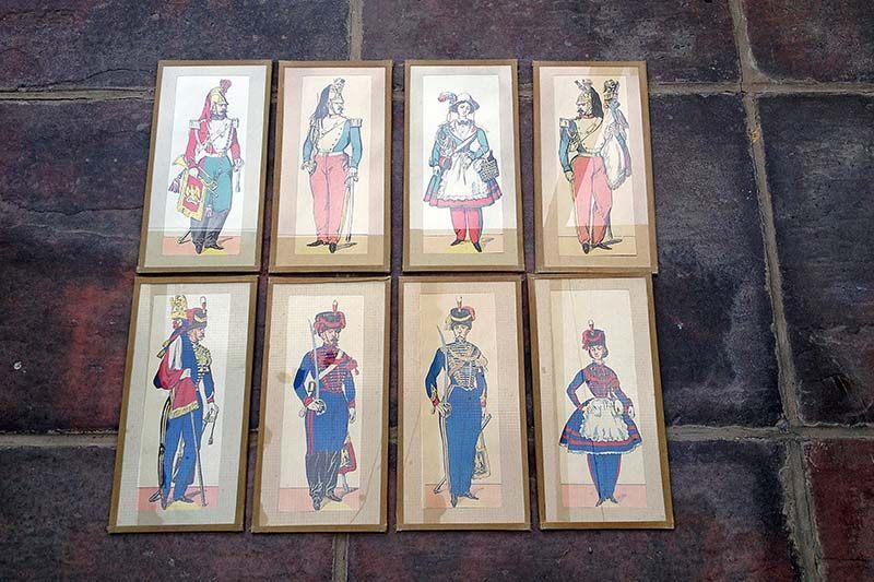 Lot de 8 cadres – Images d’Épinal, Enlèvement ou Envoi, Armée de terre, Photo ou Poster