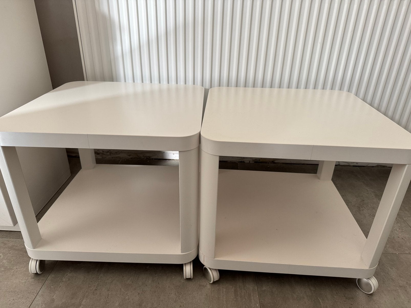 Tingby bijzettafel met wielen, Ophalen, Zo goed als nieuw