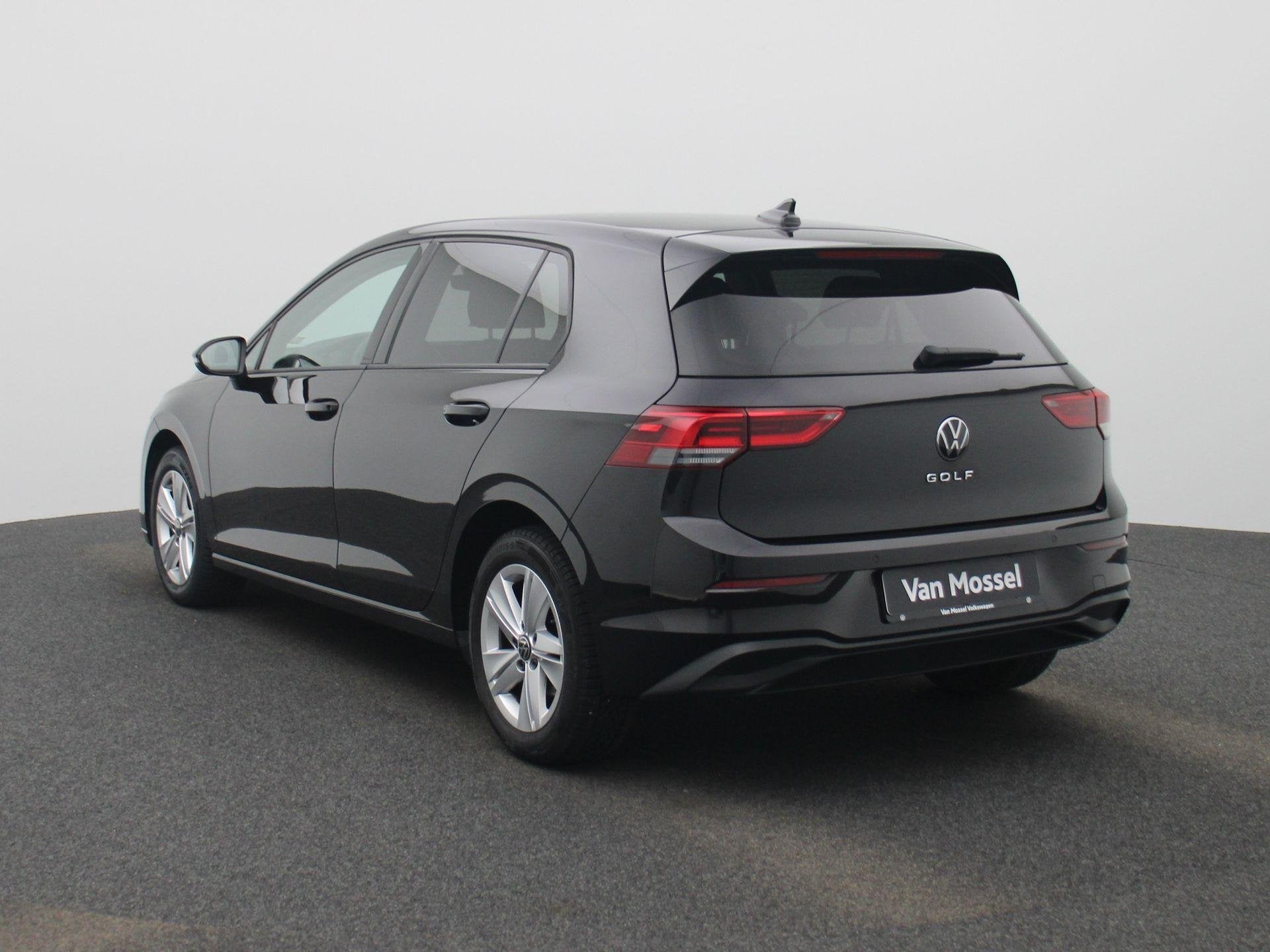Volkswagen Golf VIII 1.0 TSI 81kW Life, Auto's, Voorwielaandrijving, Stof, Gebruikt, Bedrijf